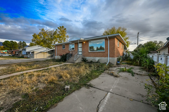 Property Photo:  1893 W Gregory Dr  UT 84041 