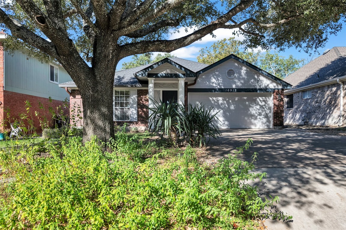 Property Photo:  16912 Simsbrook Drive  TX 78660 