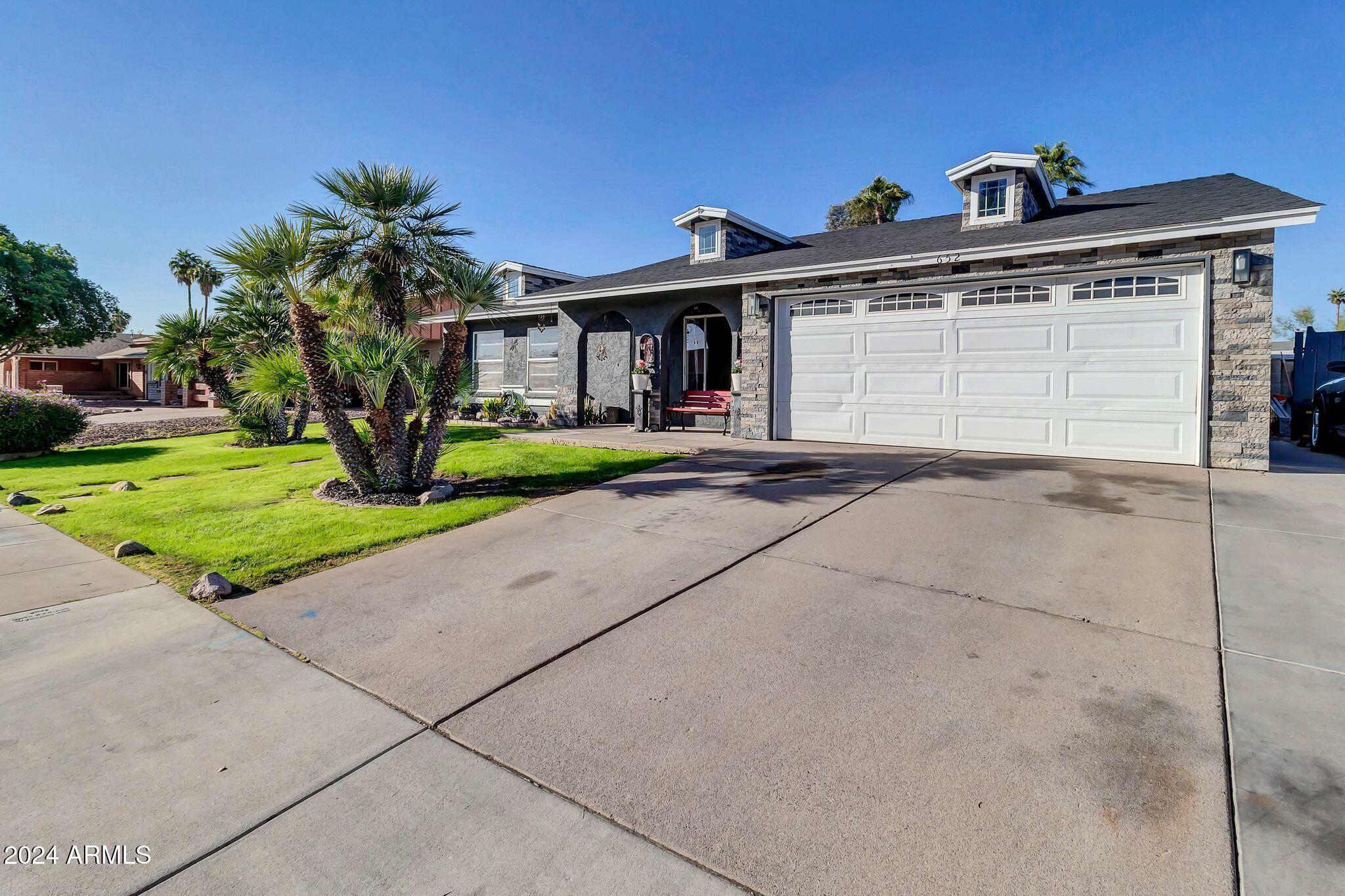 Property Photo:  652 W Pampa Avenue  AZ 85210 