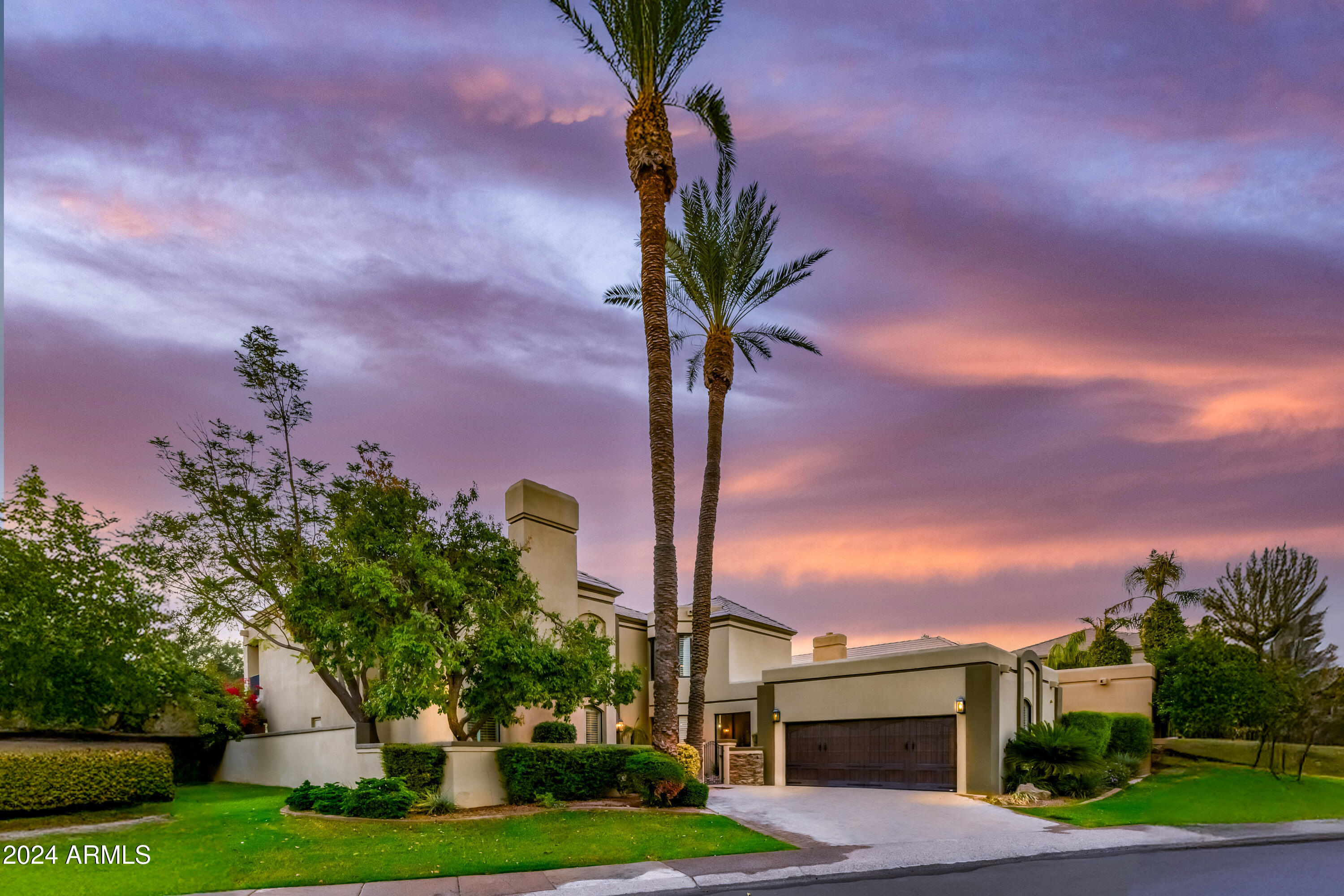 Property Photo: 7878 E Gainey Ranch Road 25 AZ 85258