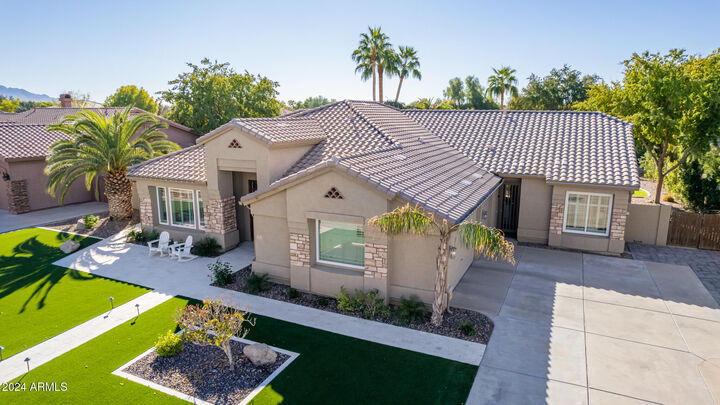 Property Photo:  793 E Elmwood Place  AZ 85249 
