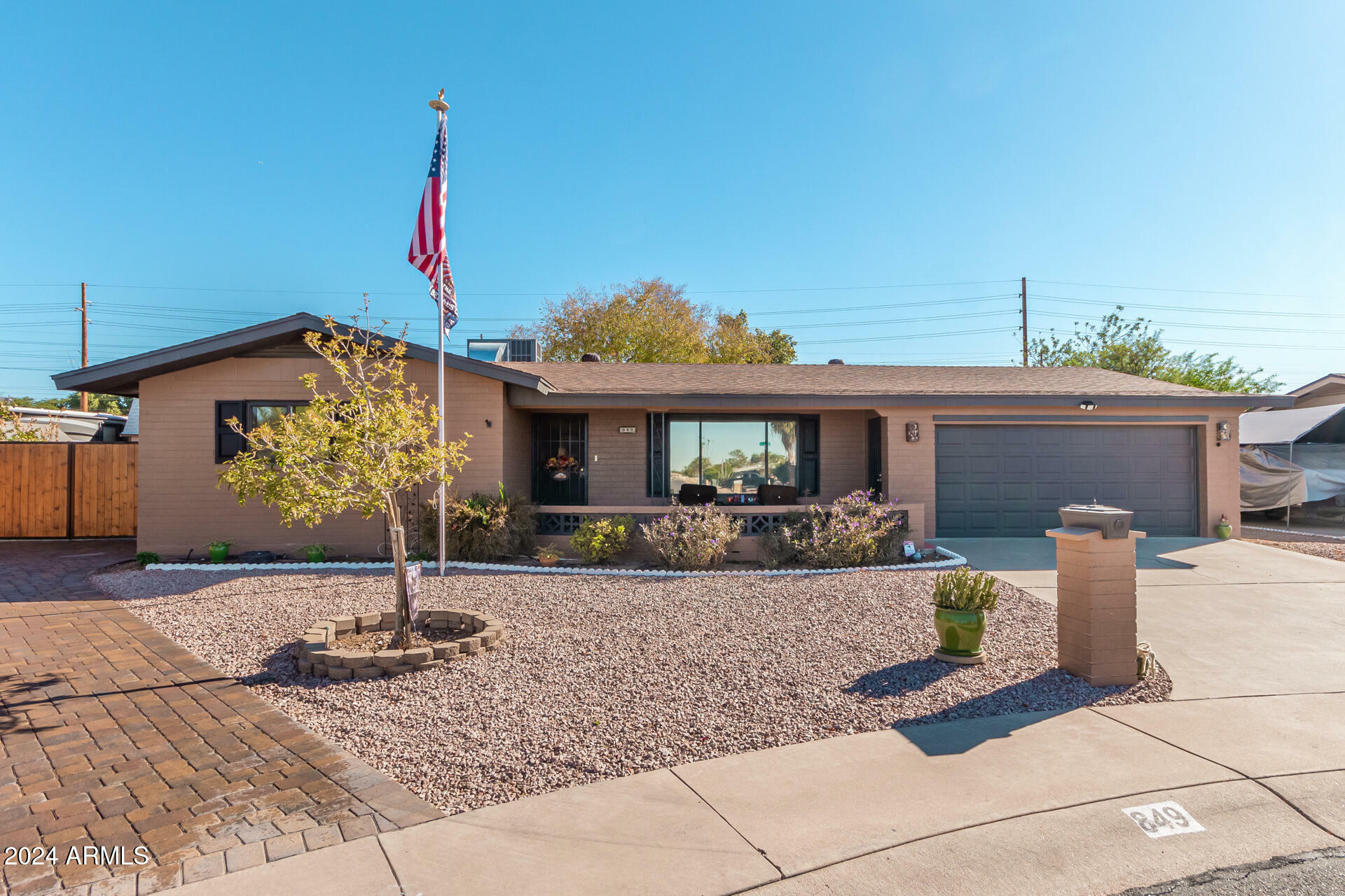 Property Photo:  849 N 67th Place  AZ 85205 