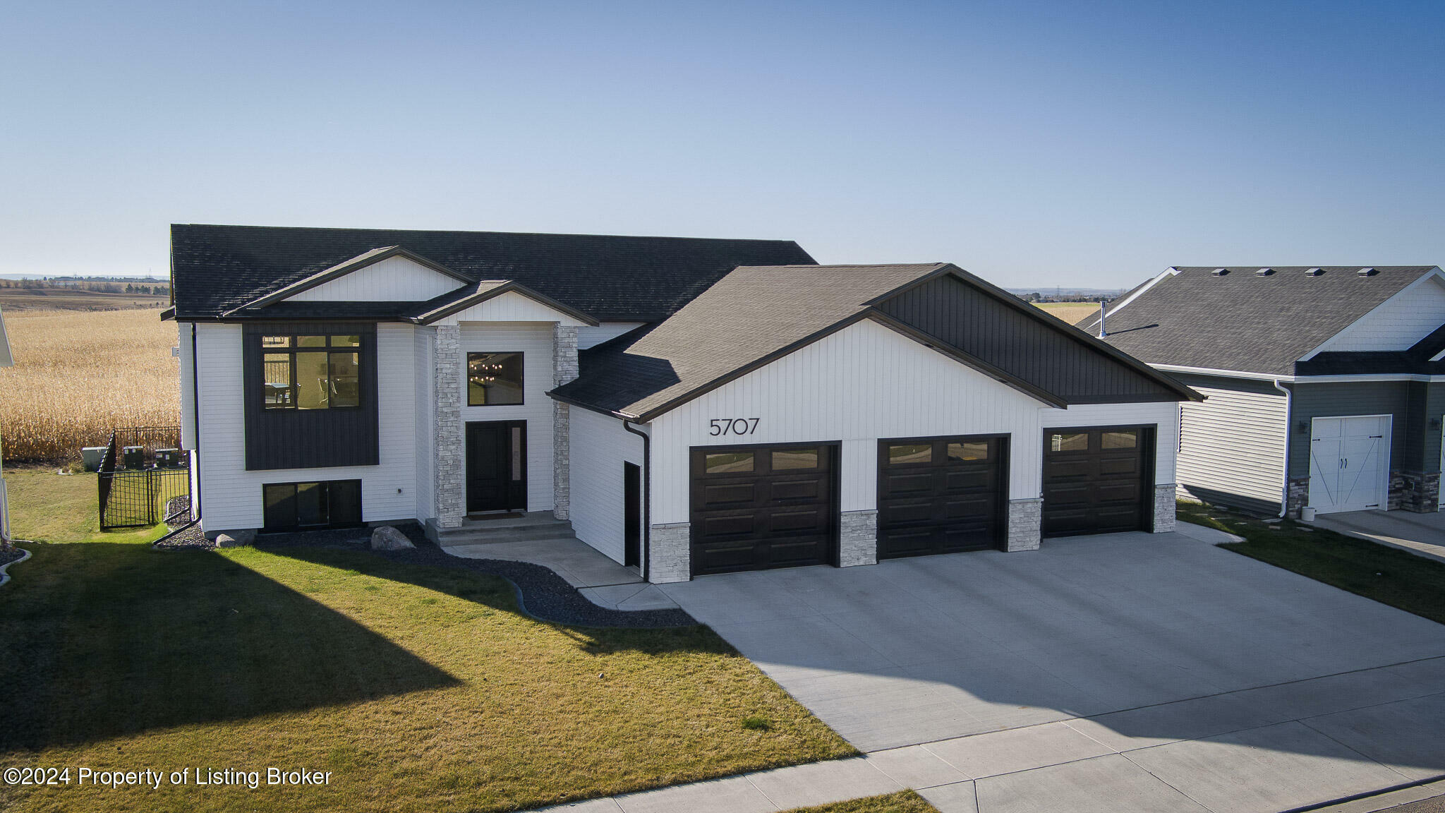 Property Photo:  5707 Gold Drive  ND 58503 