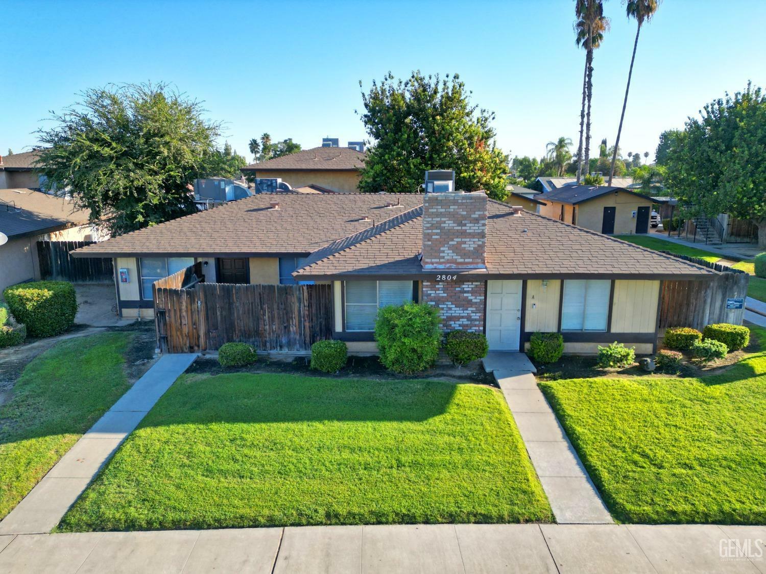 2804 N Half Moon Drive  Bakersfield CA 93309 photo