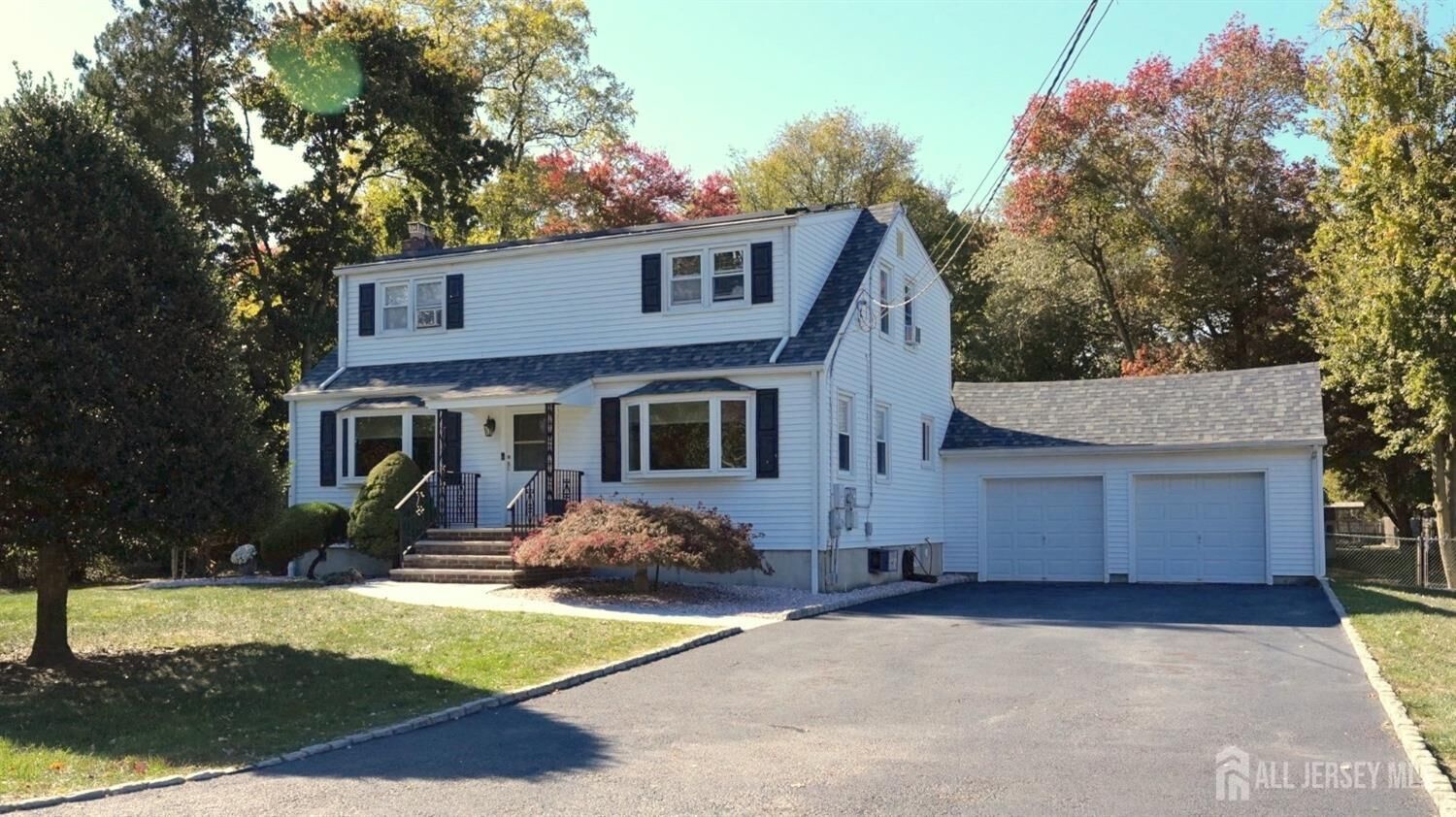 Property Photo:  5 Gates Avenue  NJ 08816 