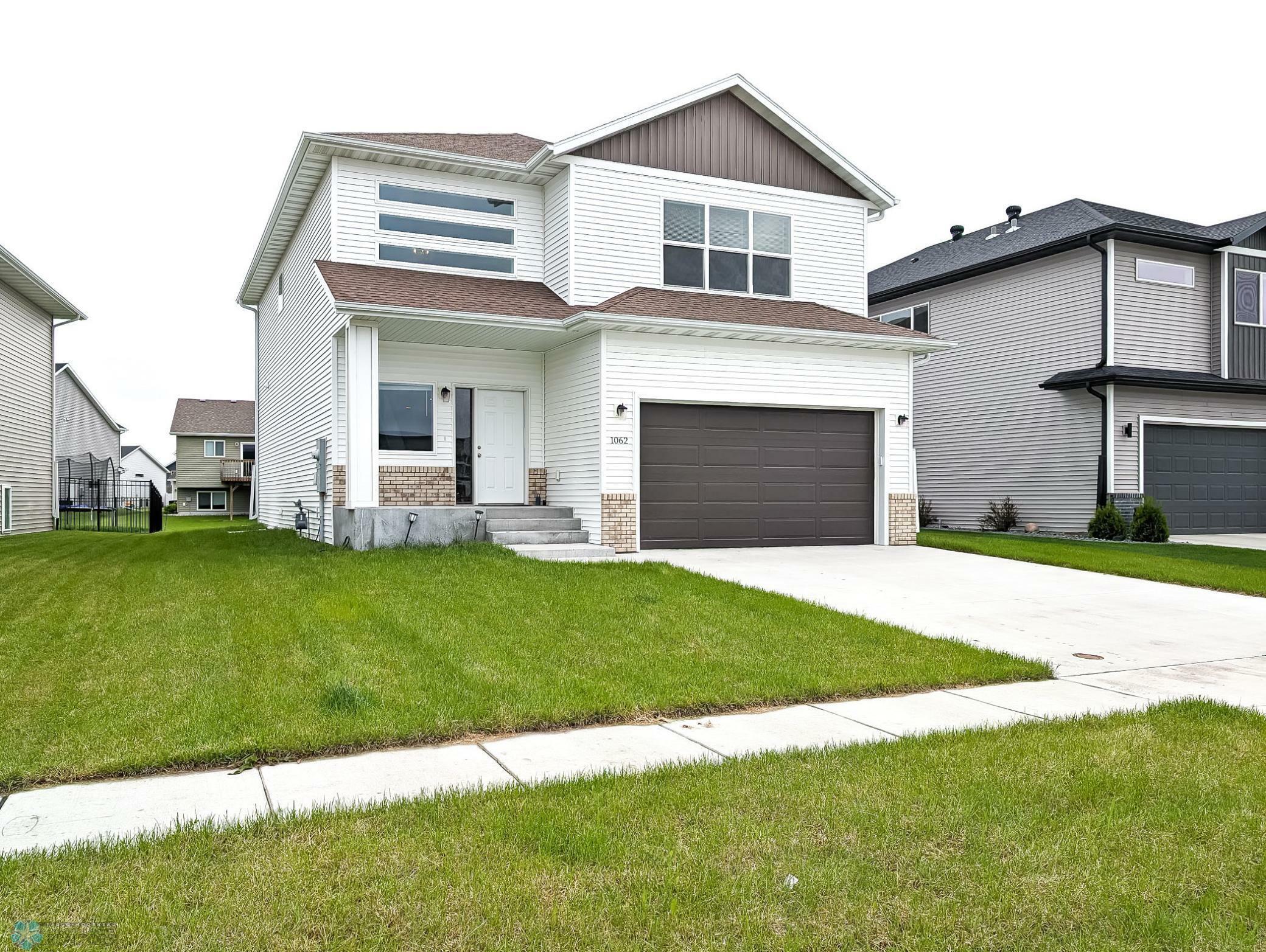 Property Photo:  1062 Ashley Drive W  ND 58078 