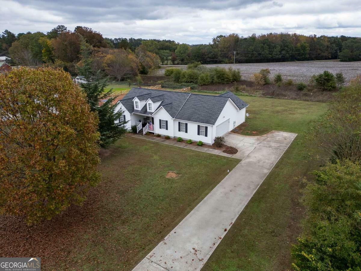 Property Photo:  128 Queens Cemetery Road  GA 30641 