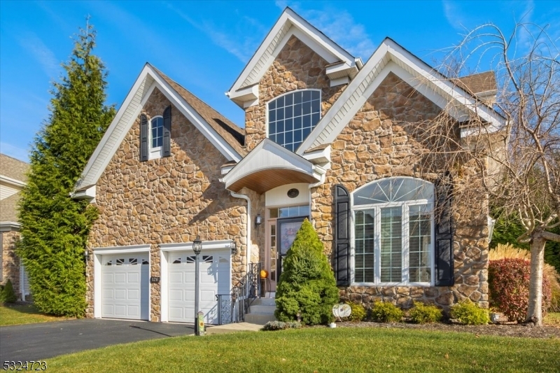 Property Photo:  126 Ondish Ct  NJ 07856 