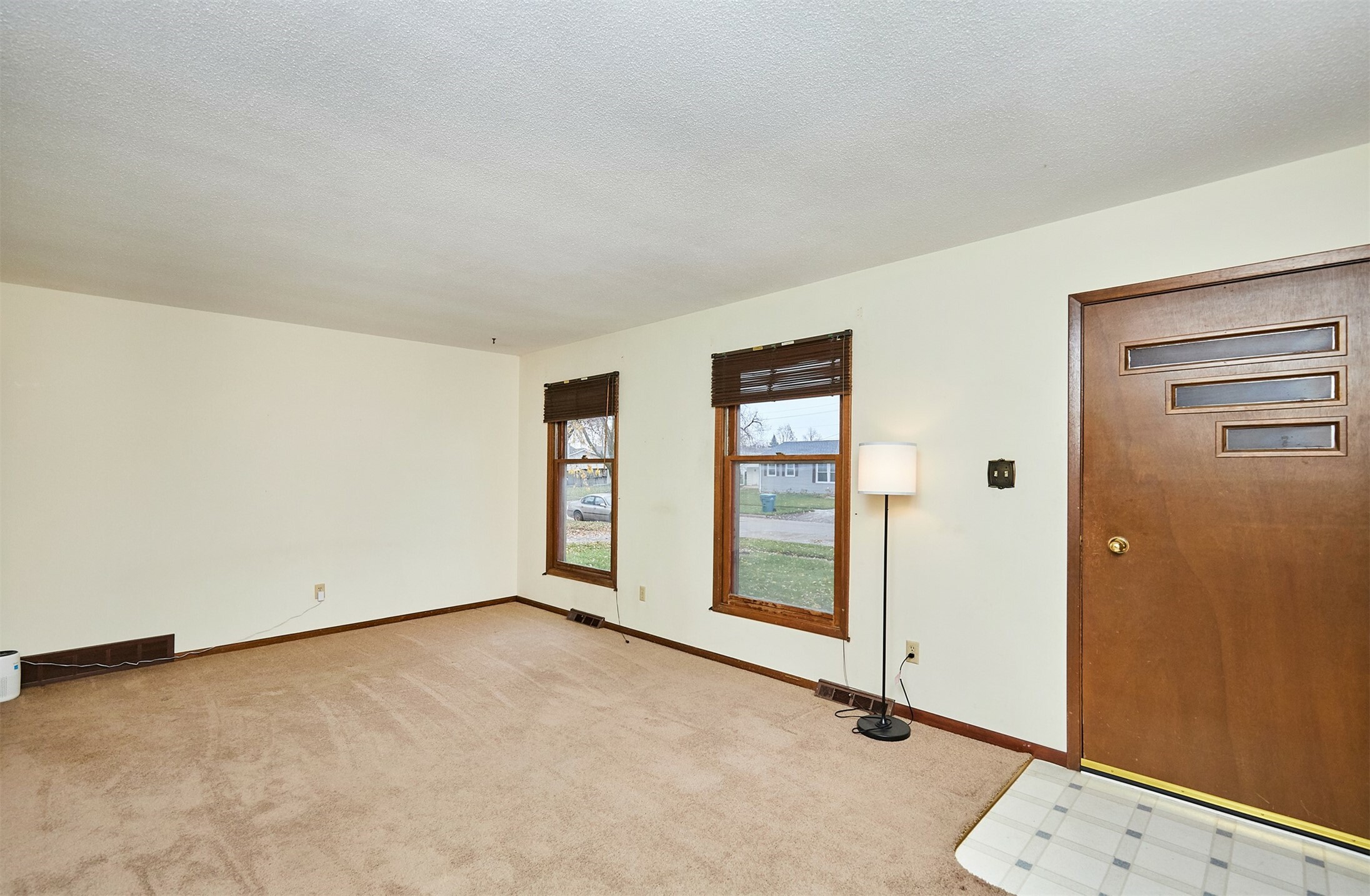 Property Photo:  312 NW Linden Street  IA 50023 