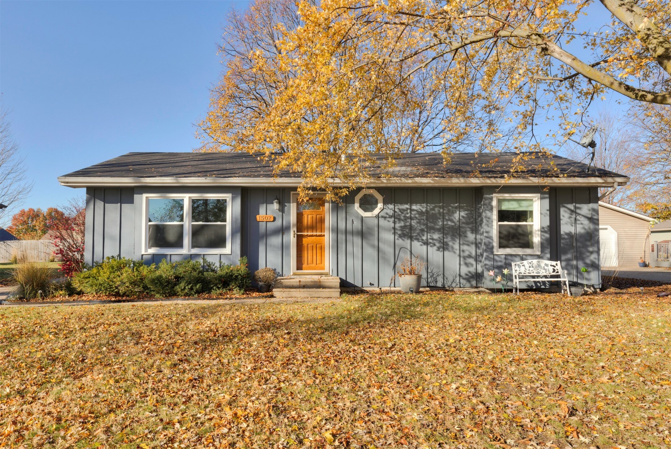 Property Photo:  1502 NW Greenwood Street  IA 50023 