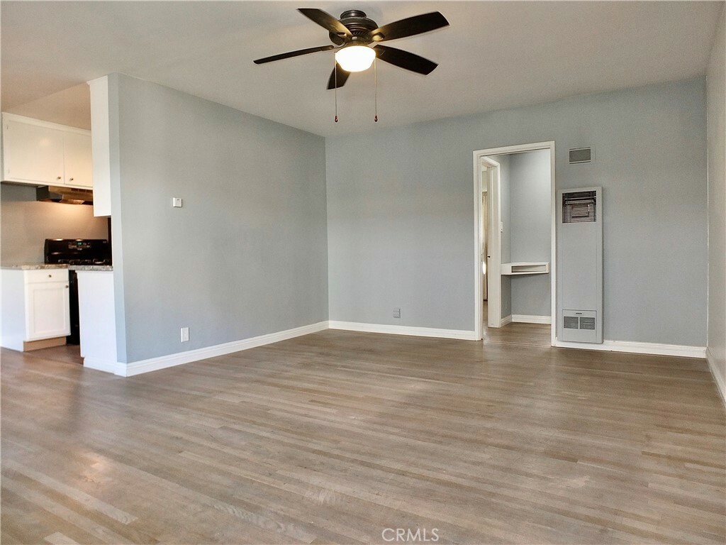 Property Photo:  3042 E 3rd Street 15  CA 90814 