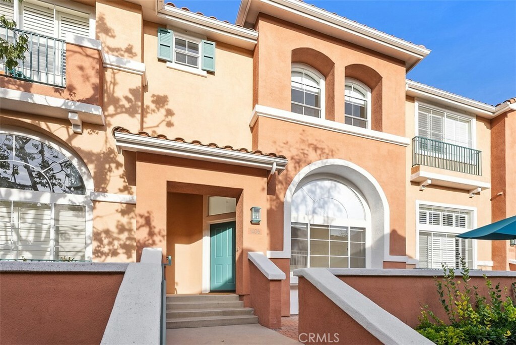 Property Photo: 1406 Reggio Aisle CA 92606