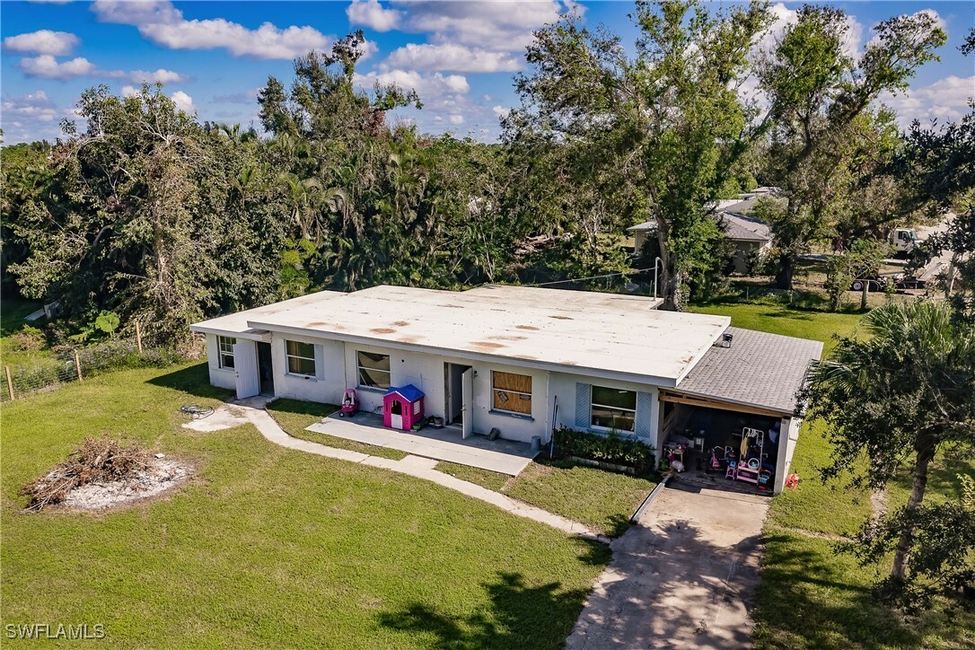 Property Photo:  716 Pondella Road  FL 33903 