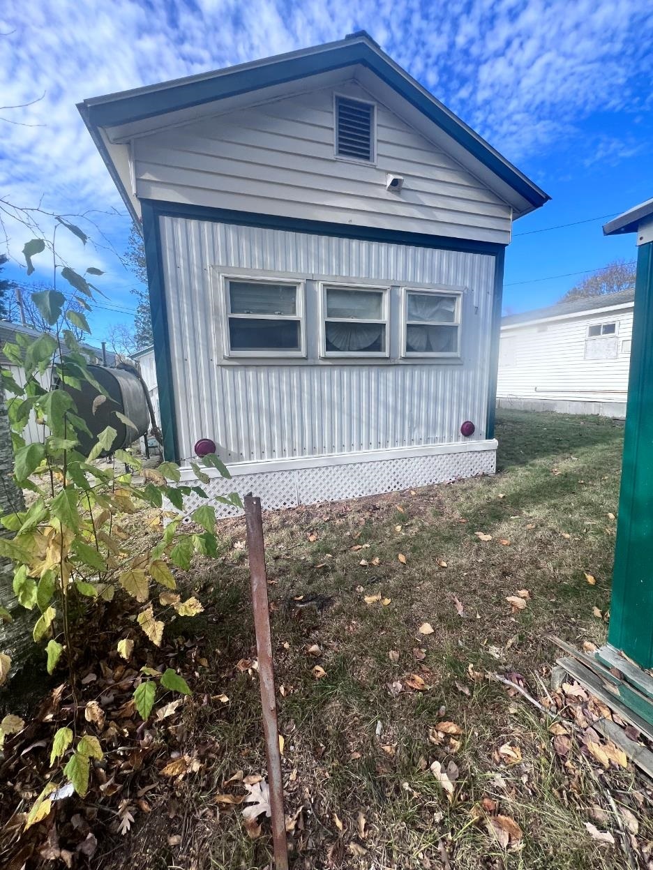 Property Photo: 7 Friendship Drive NH 03079