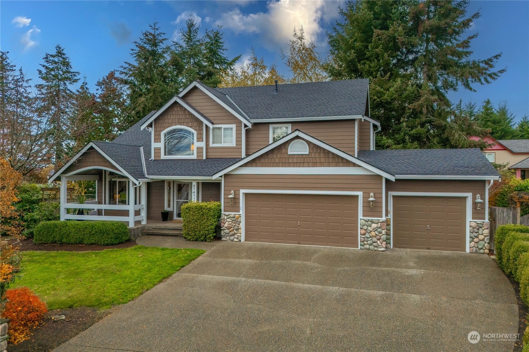 21411 21st St E  Lake Tapps WA 98391 photo