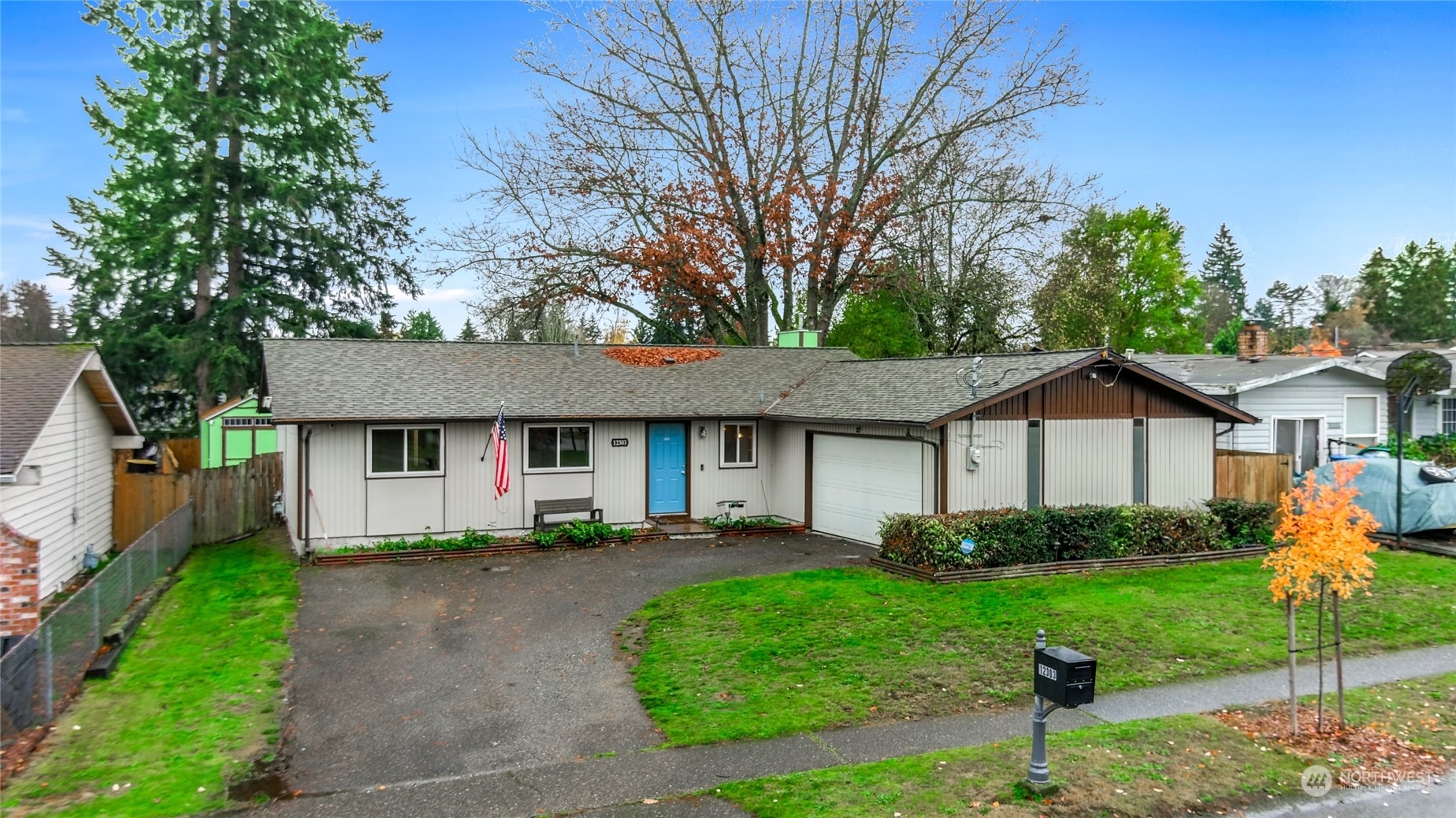 12303 SE 164th Street  Renton WA 98058 photo