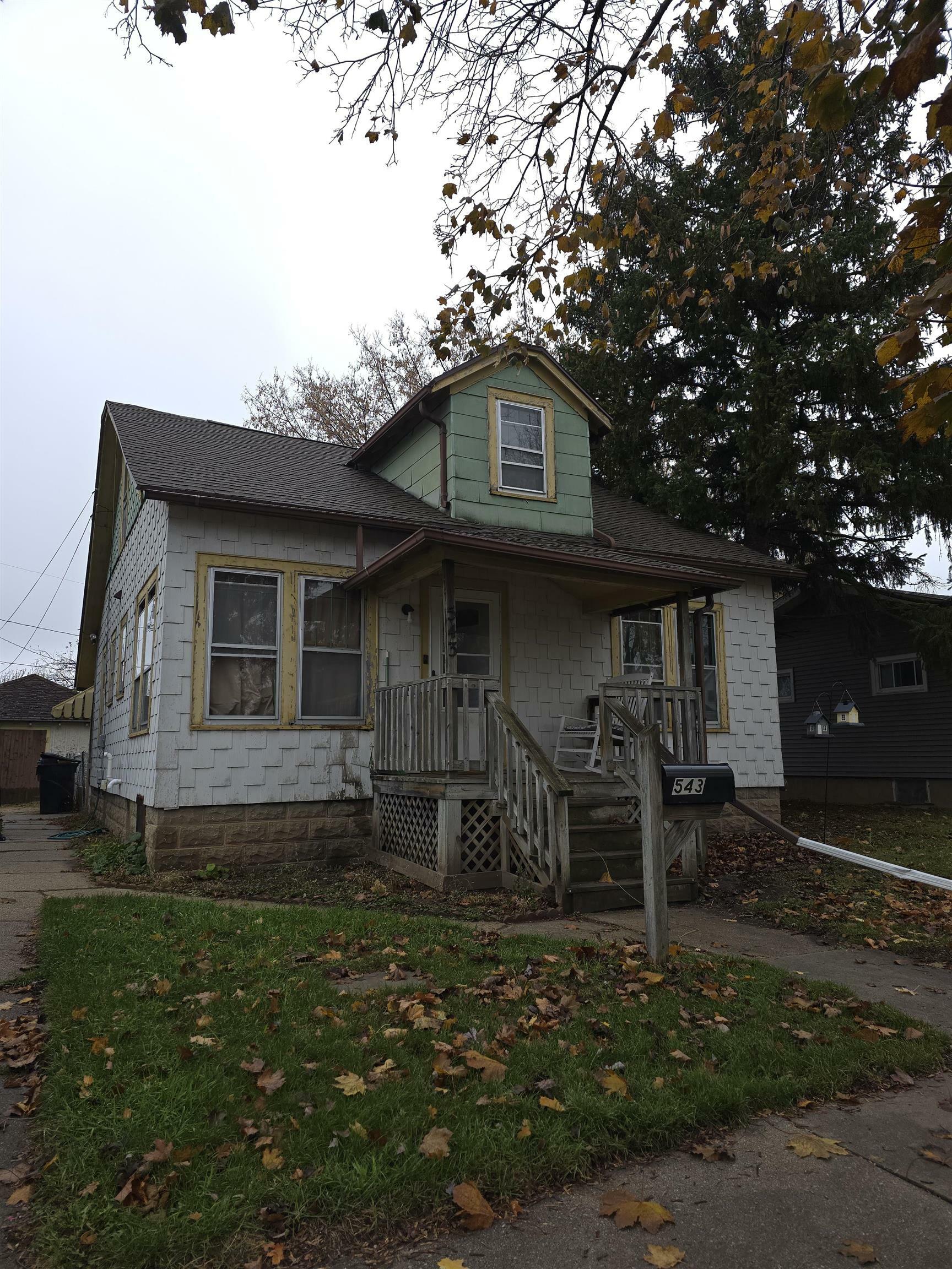 Property Photo:  543 Maine Avenue  WI 54937-1412 