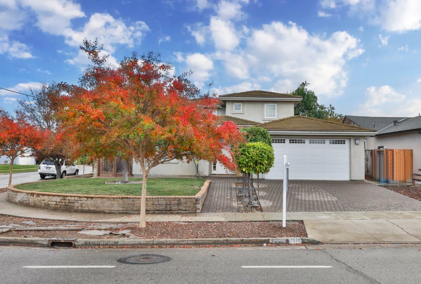 Property Photo:  7510 Rainbow Drive  CA 95014 