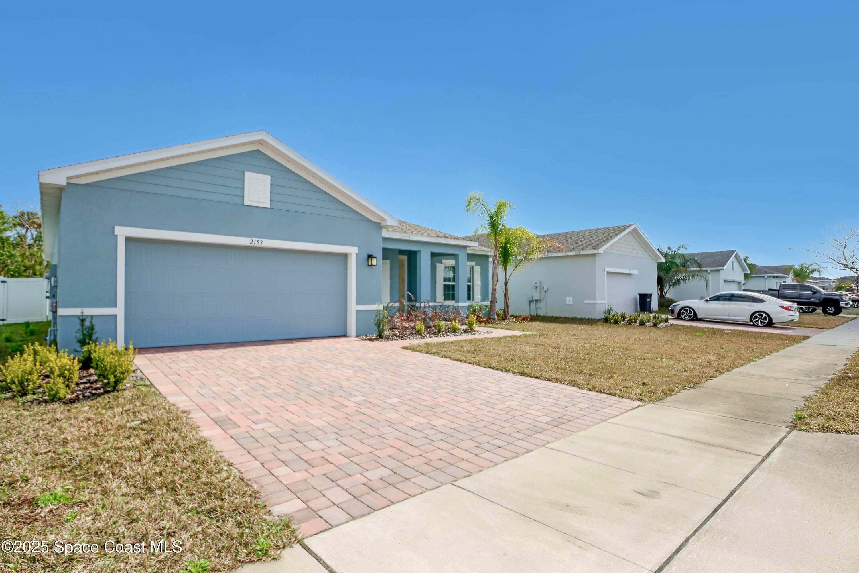 Property Photo:  2153 Landing Drive  FL 32796 