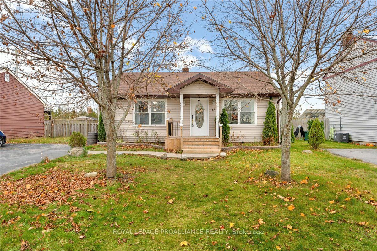 Property Photo:  17 Inkerman Ave  ON K0K 2T0 