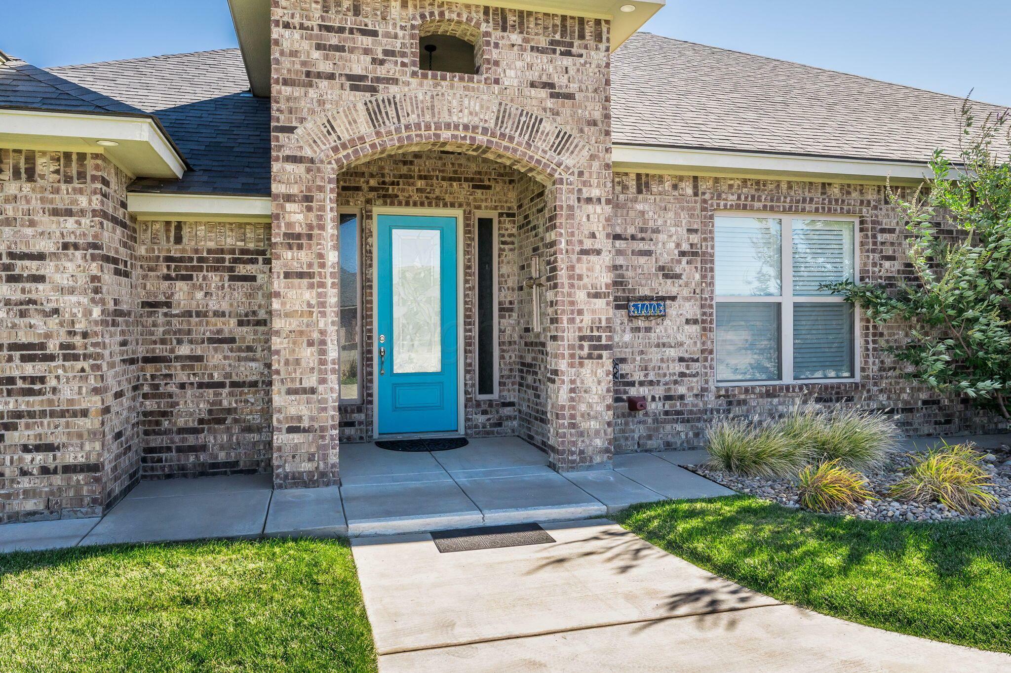 Property Photo:  100 N Pratt  TX 79019 