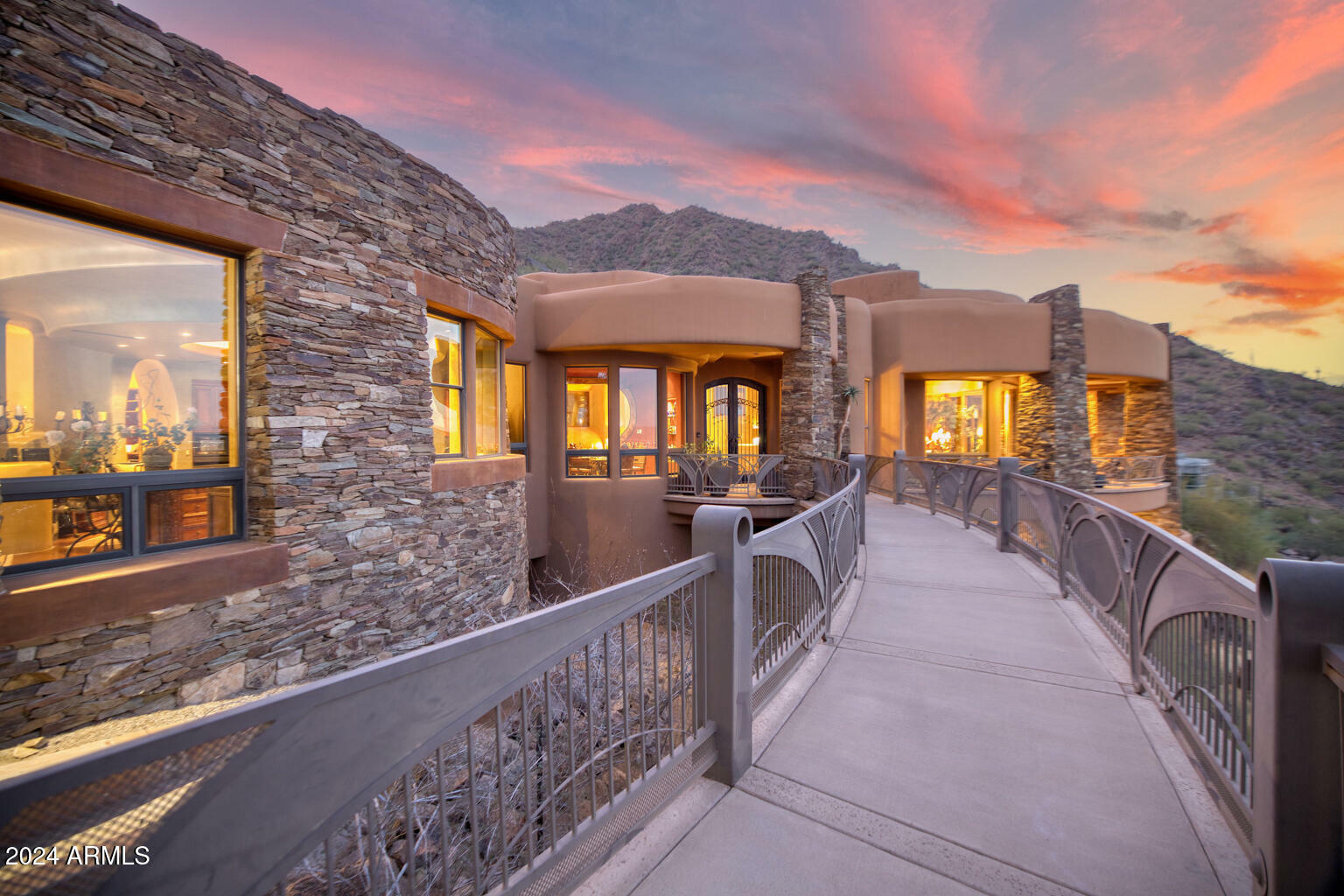Property Photo: 5802 E Cholla Lane AZ 85253