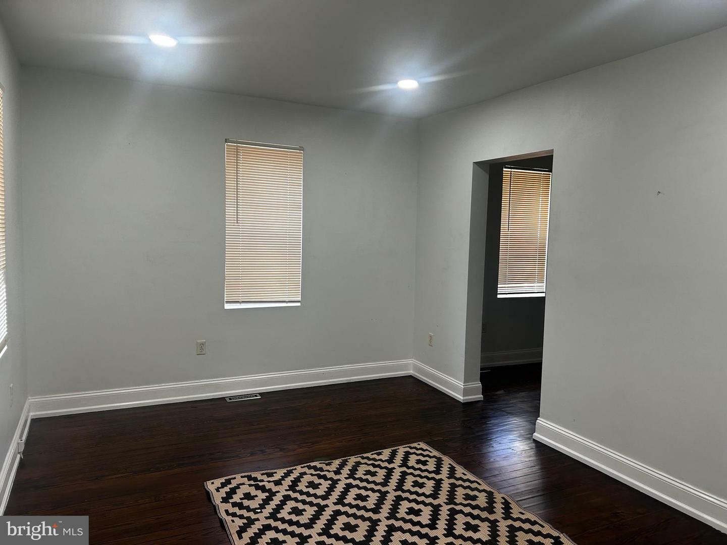 Property Photo:  121 Earl Avenue  NJ 08028 