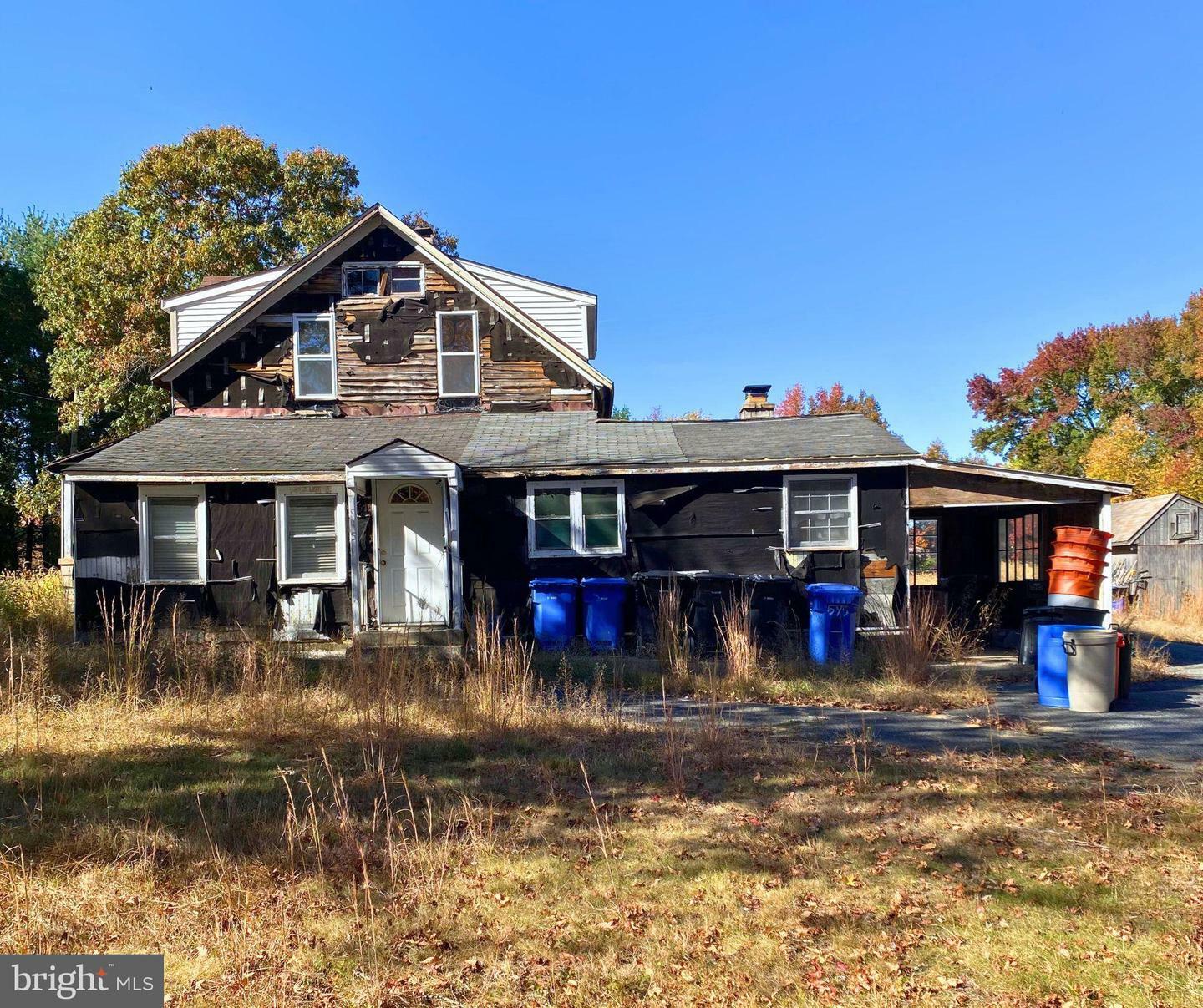 Property Photo:  595 Church Road  NJ 08080 