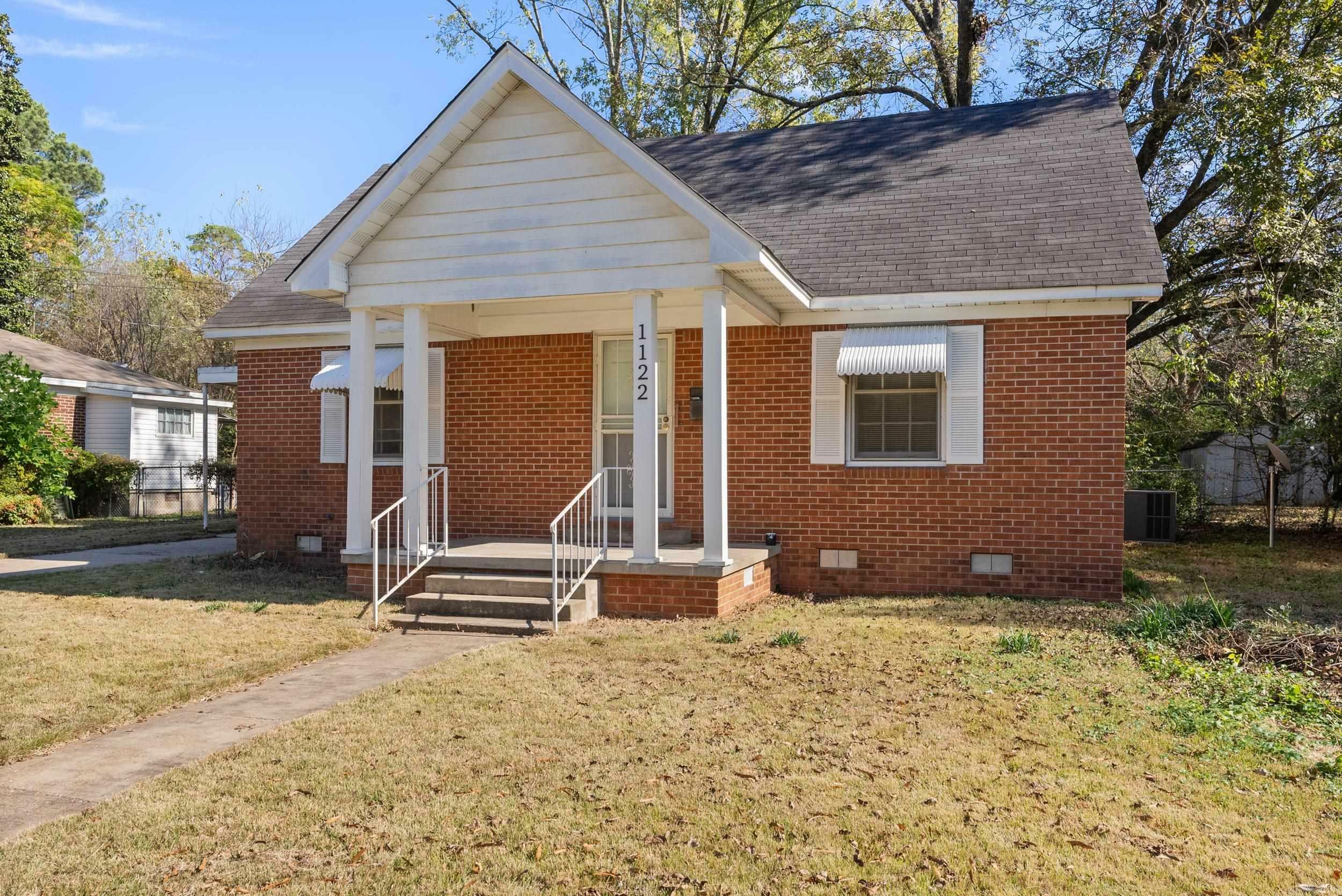 Property Photo:  1122 Mitchell Street  AR 72034 