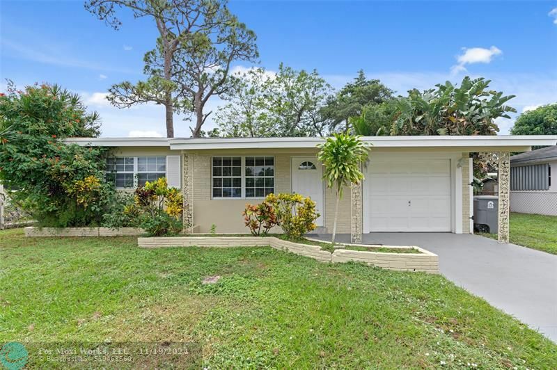 Property Photo:  5068 Buchanan  FL 33484 