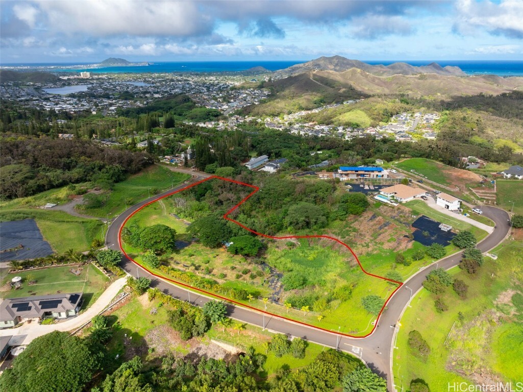 Property Photo:  42-100 Old Kalanianaole Road 18  HI 96734 