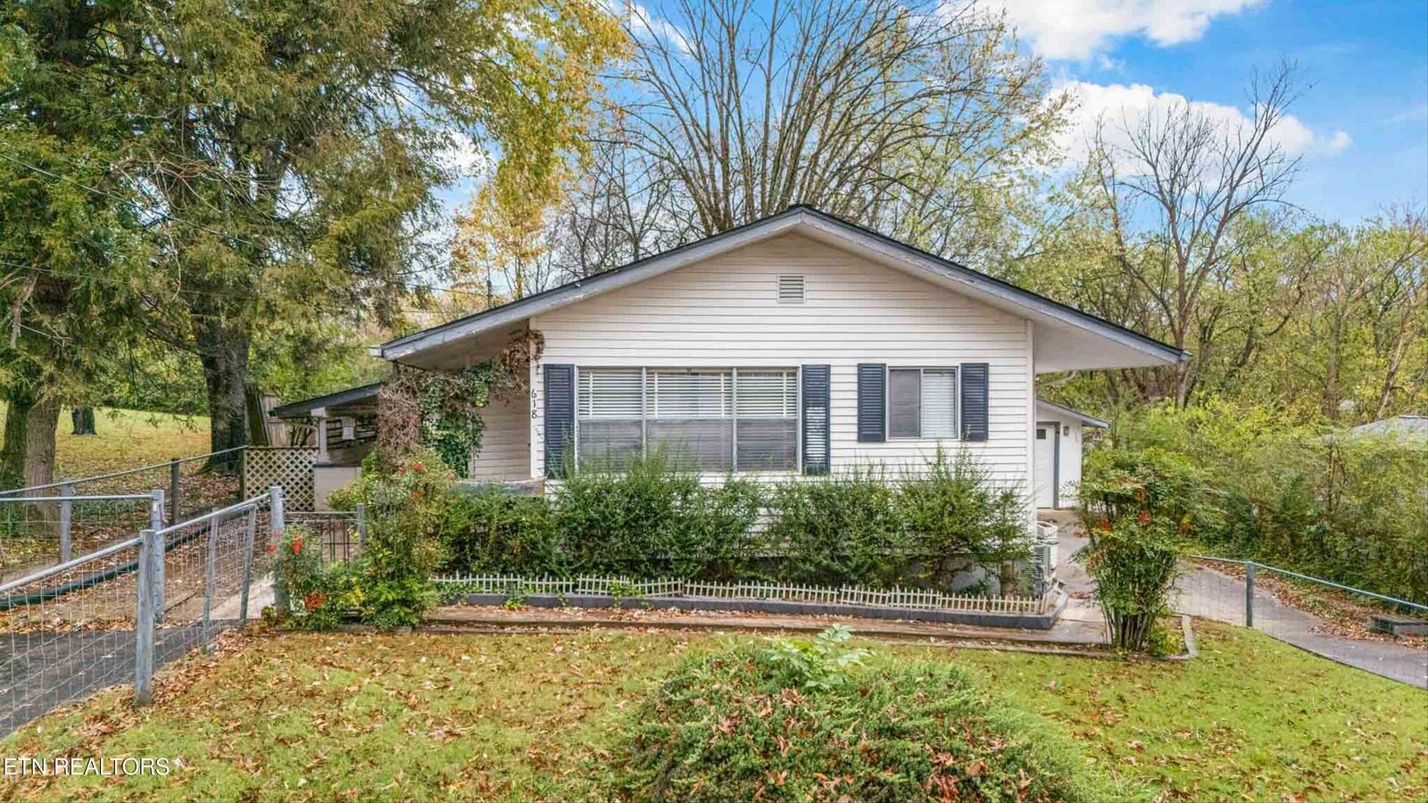 Property Photo:  618 Elizabeth St  TN 37804
