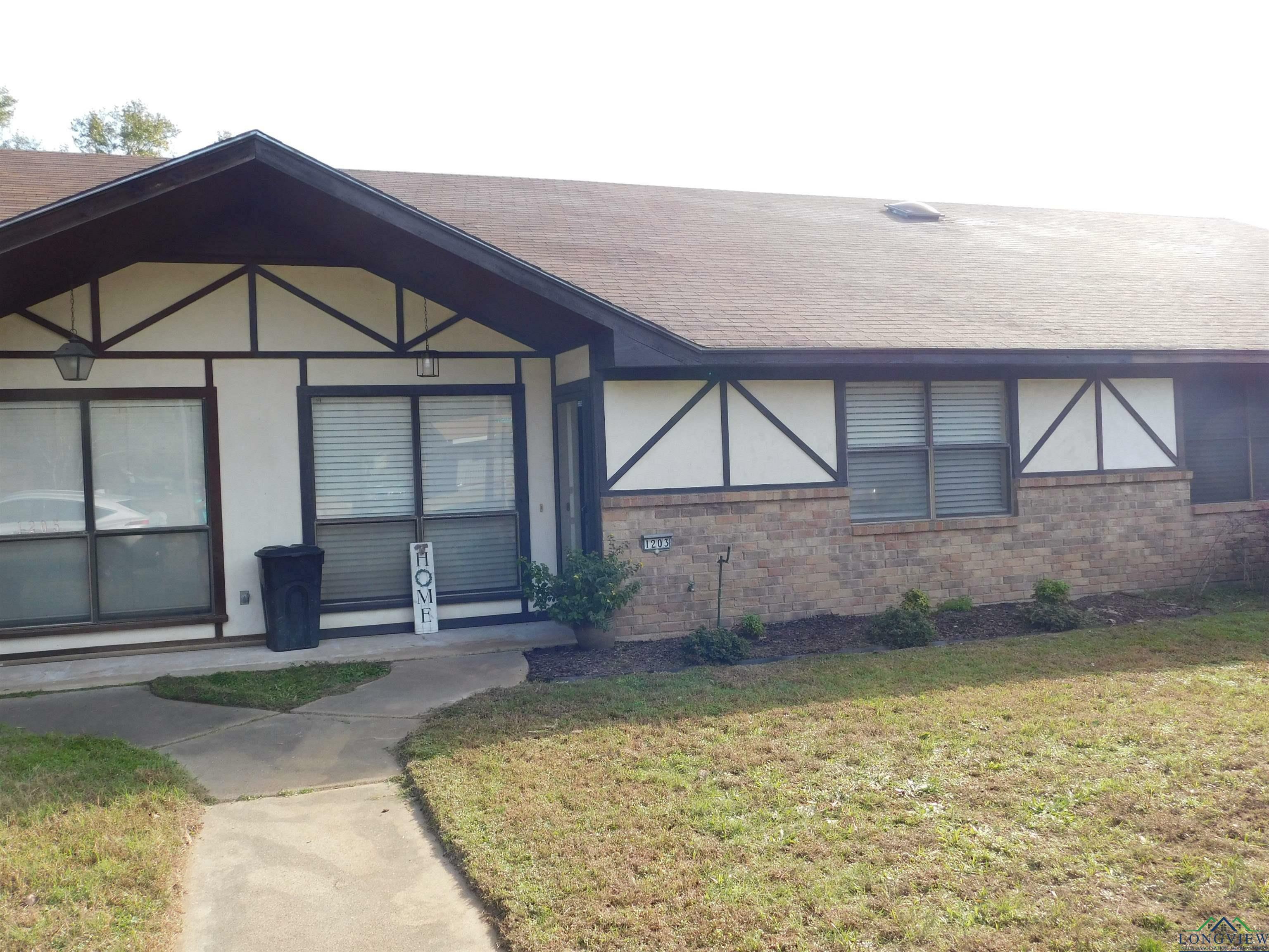 Property Photo:  1203 N Montgomery  TX 75644 