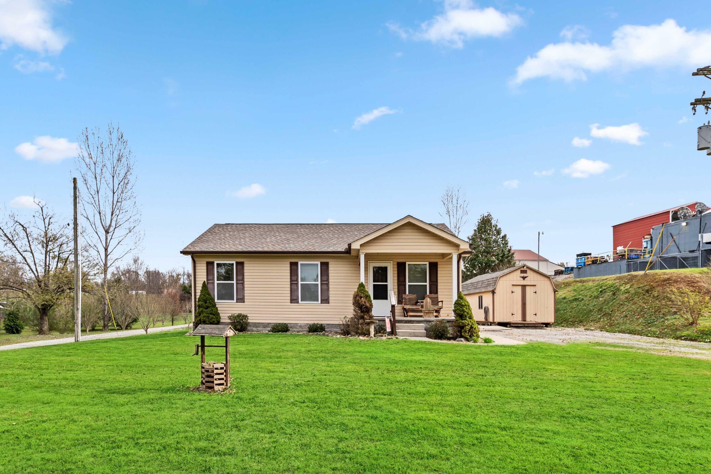 Property Photo:  56 Lanetown Road  KY 42544 