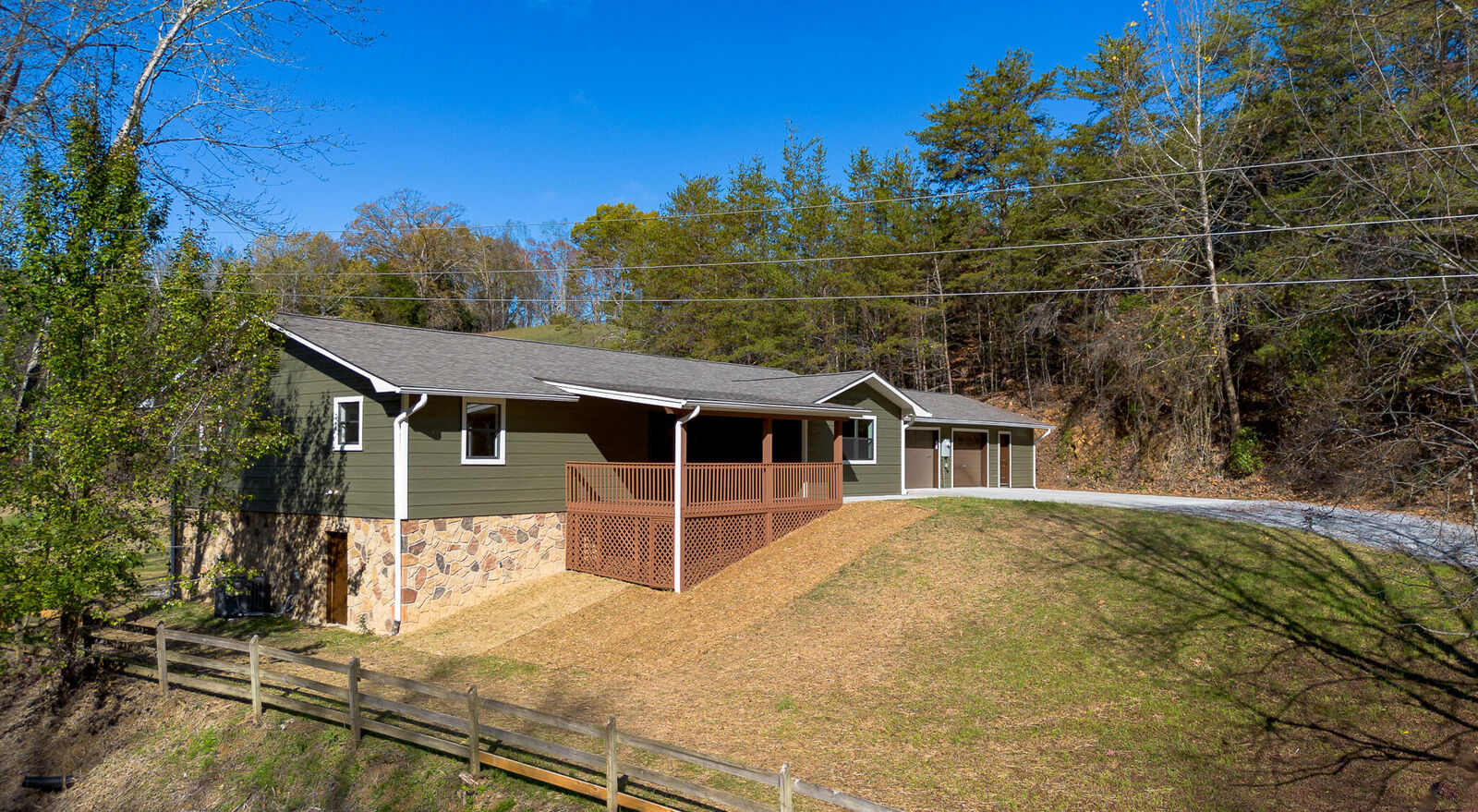Property Photo: 440 Flat Creek Rd TN 37876