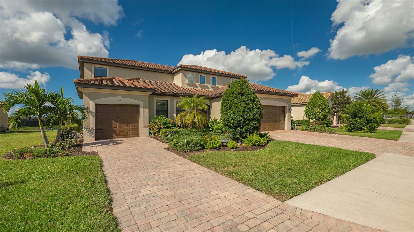 Property Photo:  6771 Wild Lake Terrace  FL 34212 