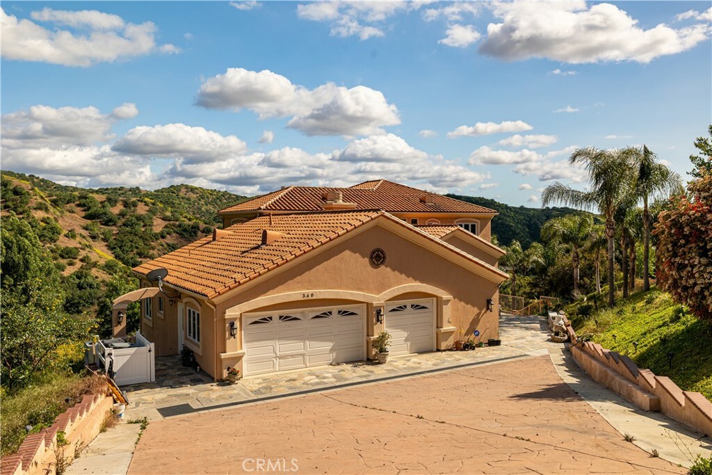 Property Photo:  340 Olinda Drive  CA 92823 