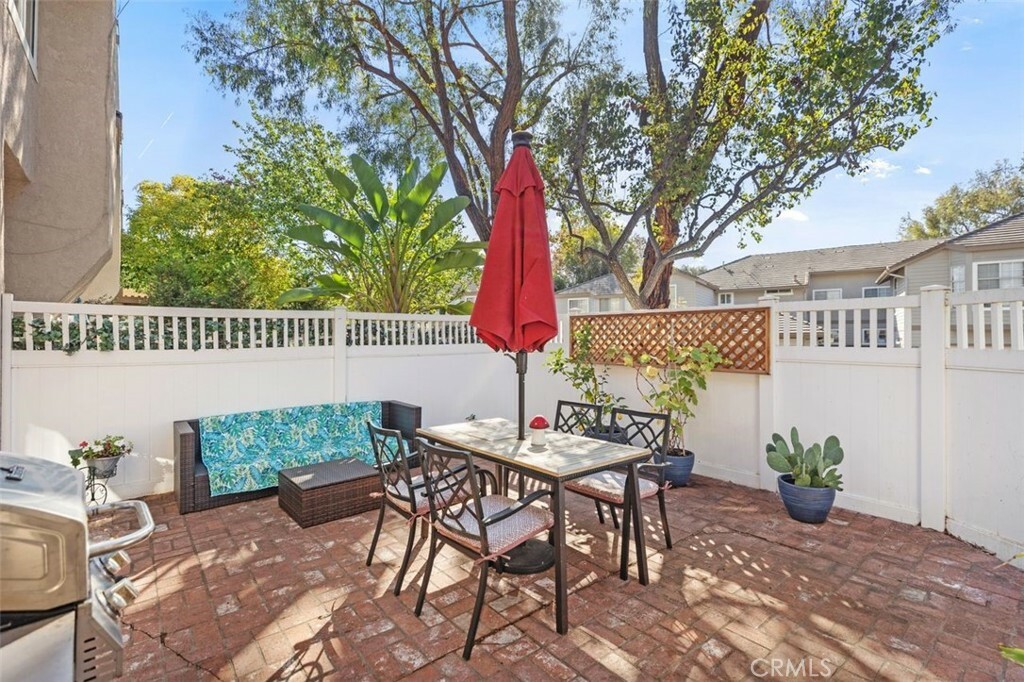 Property Photo:  24382 Larchmont Court 66  CA 92653 