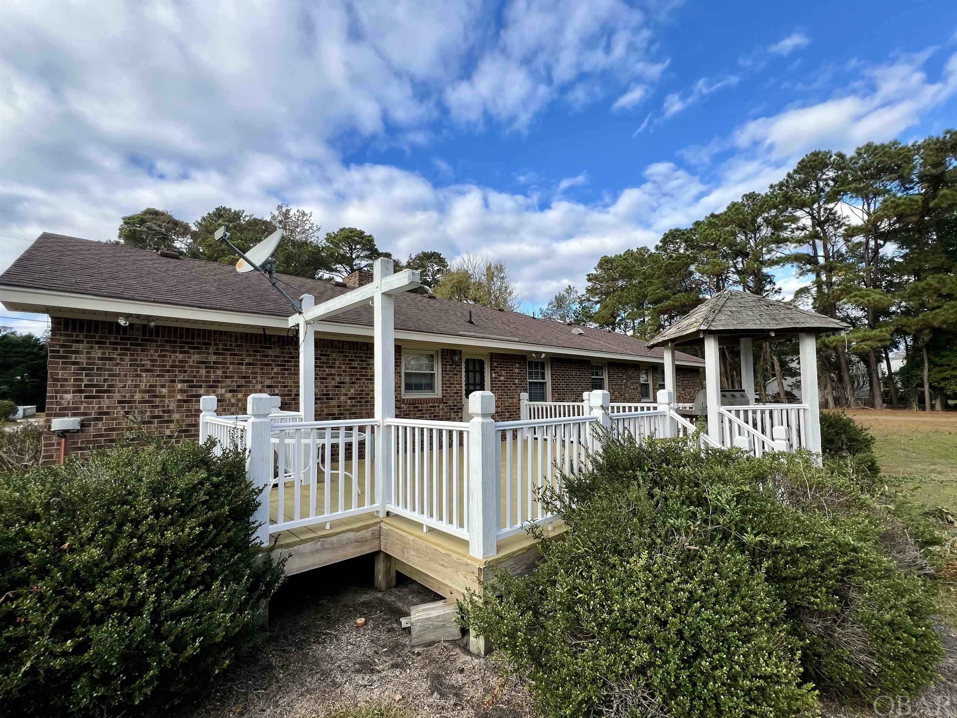 Property Photo:  128 Creefs Ridge Road  NC 27954-9654 