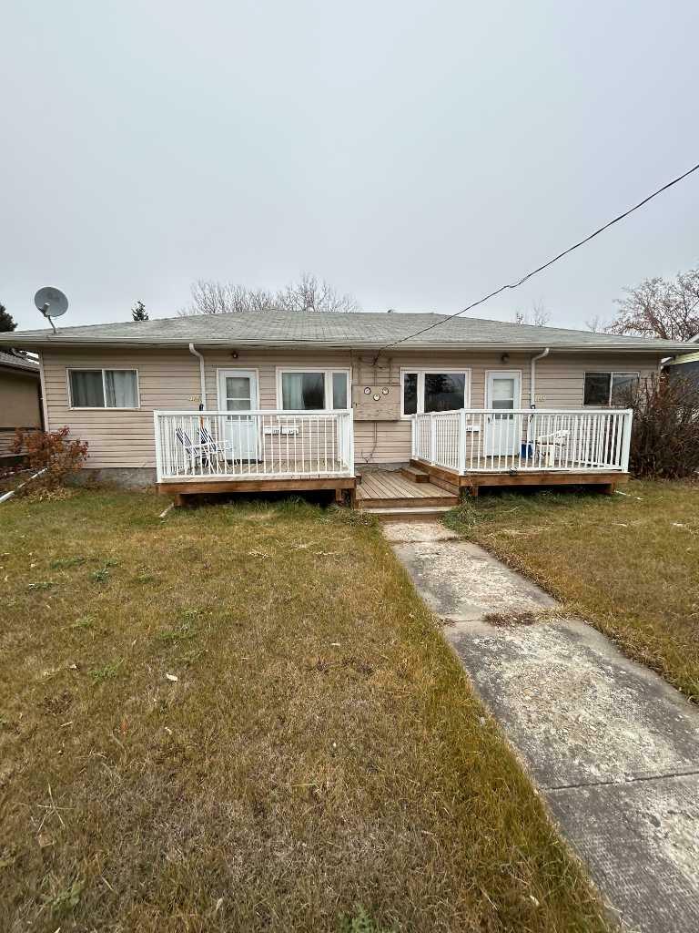 Property Photo:  4120 50 Street 4120  AB T4N 1W7 