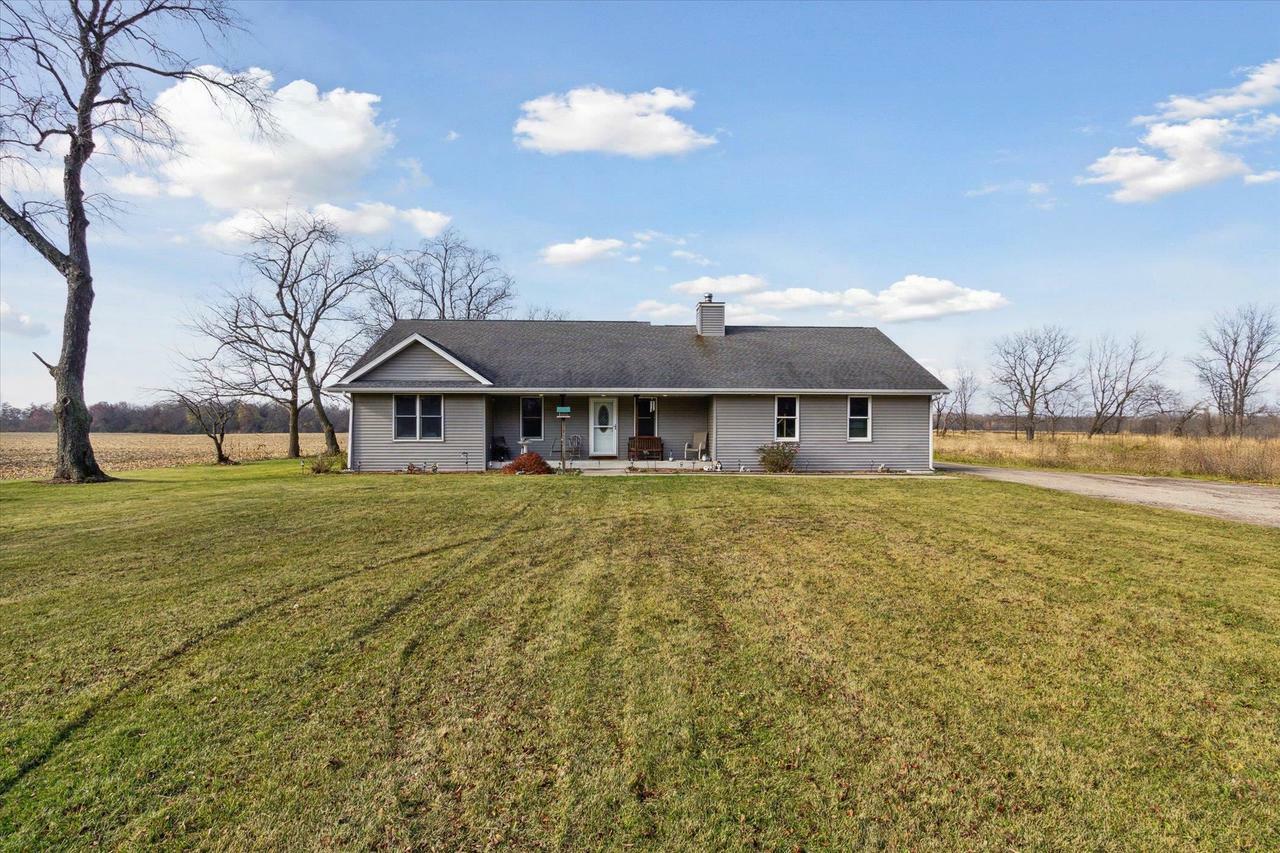 Property Photo:  7505 North Vickerman Road  WI 53563 