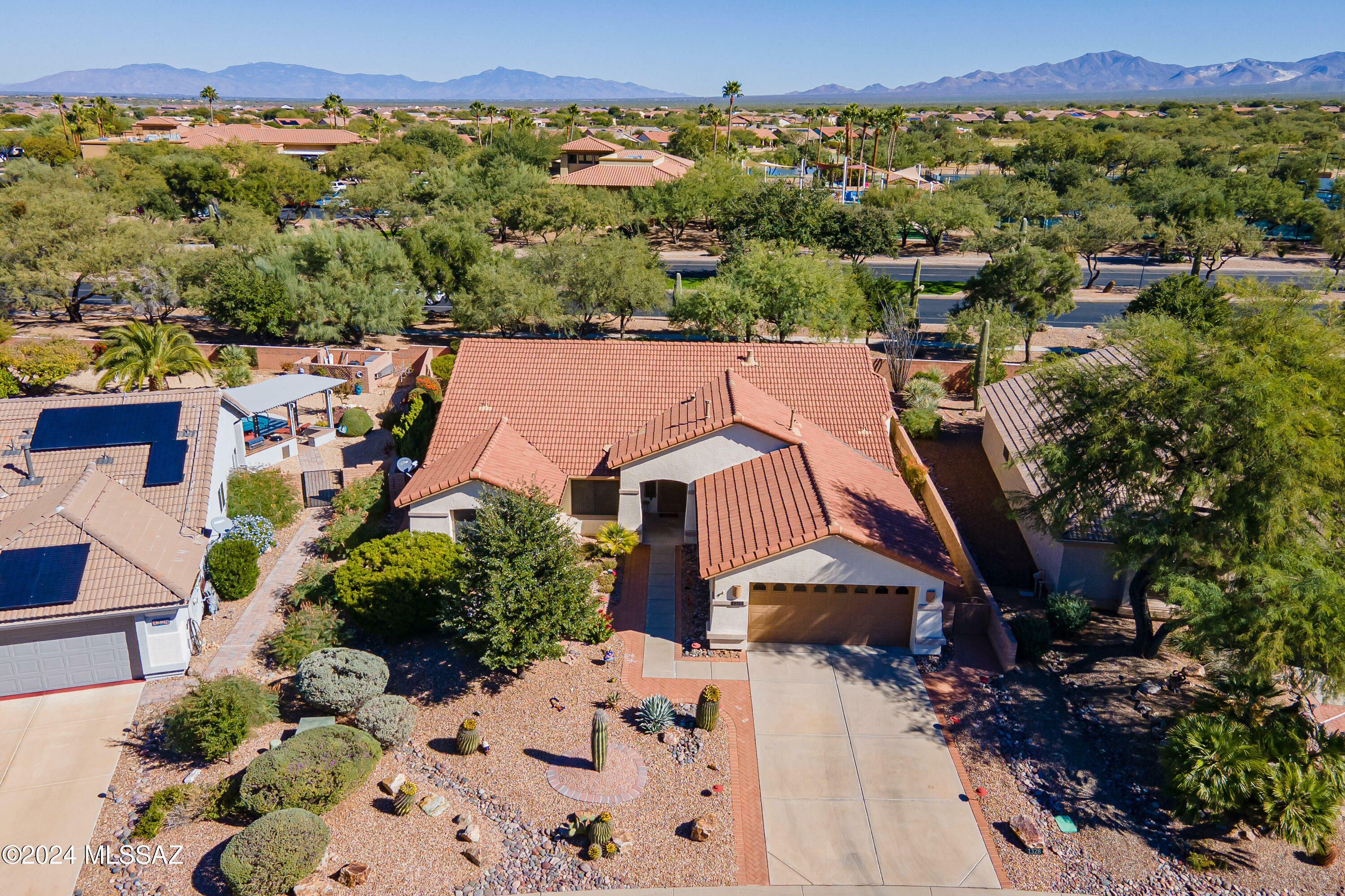 Property Photo:  1328 N Mahogany Gulch Lane  AZ 85614 