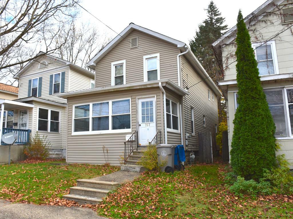 Property Photo:  757 Garden Street  PA 16335 