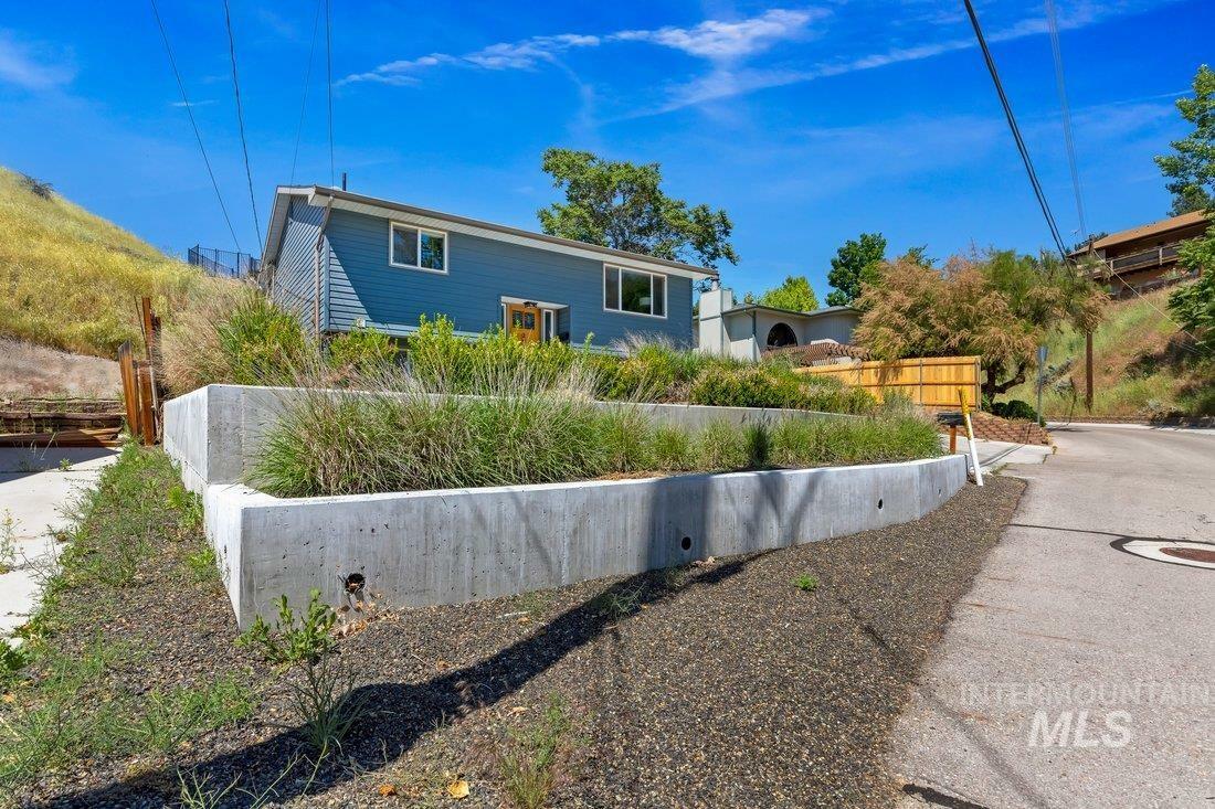 Property Photo:  200 W Sherman St  ID 83702 