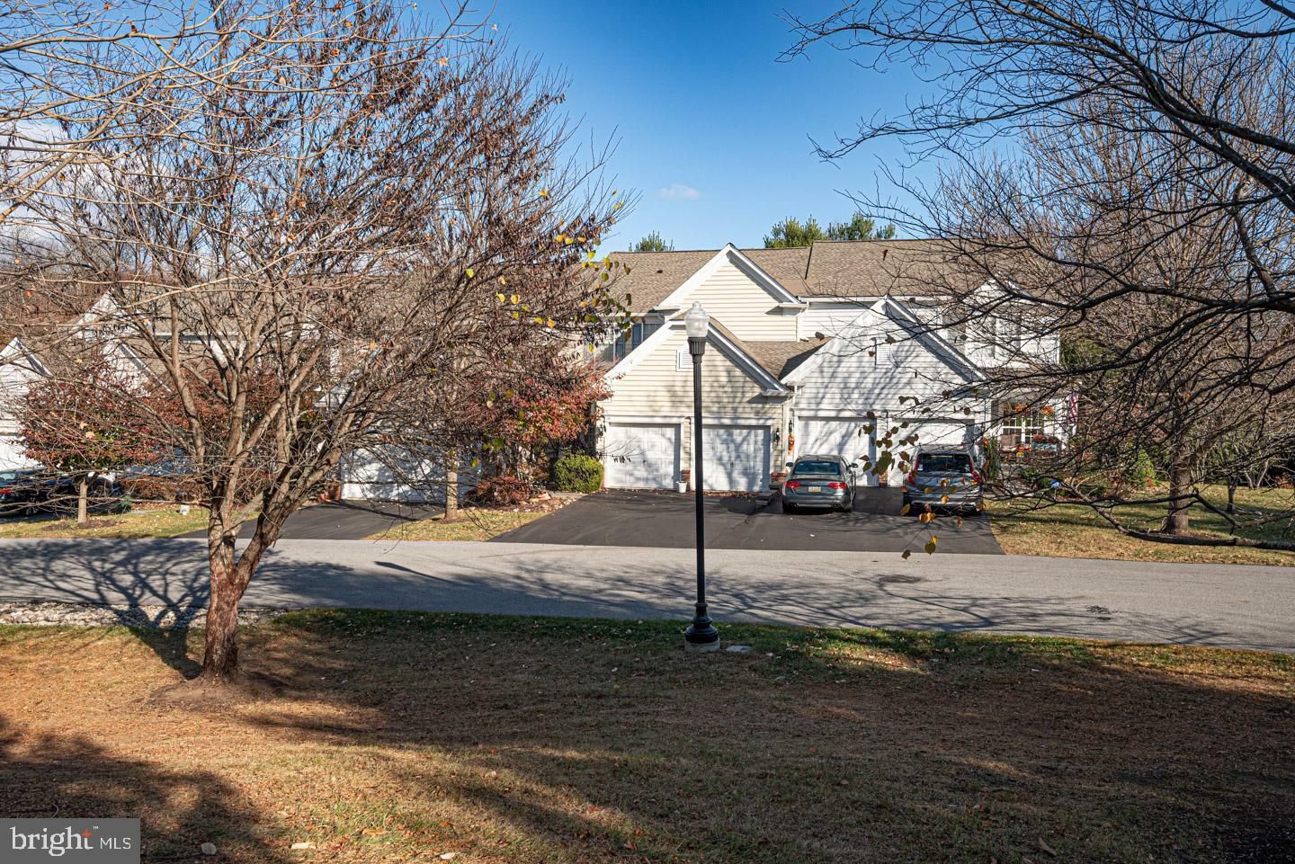 Property Photo:  39 Musket Court  PA 19382 