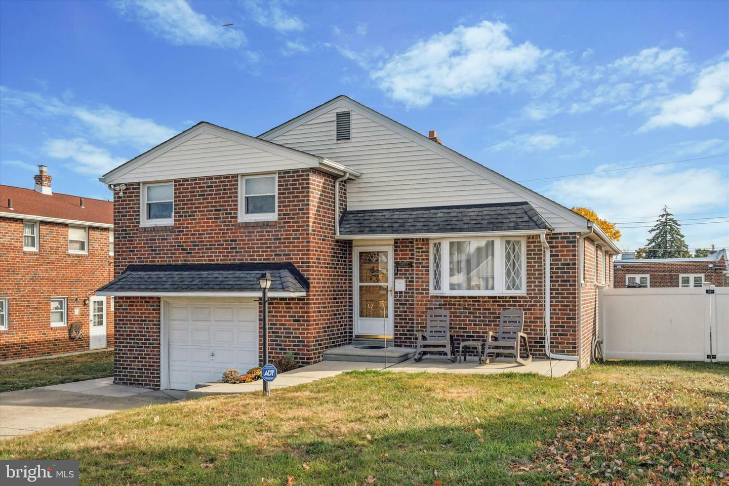 Property Photo:  9953 Verree Road  PA 19115 