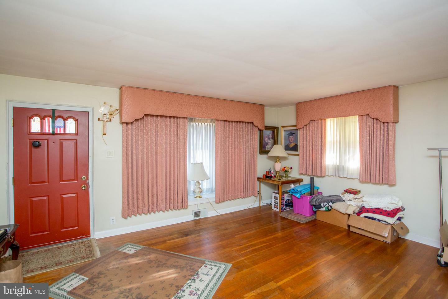 Property Photo:  77 Davis Road  PA 18901 