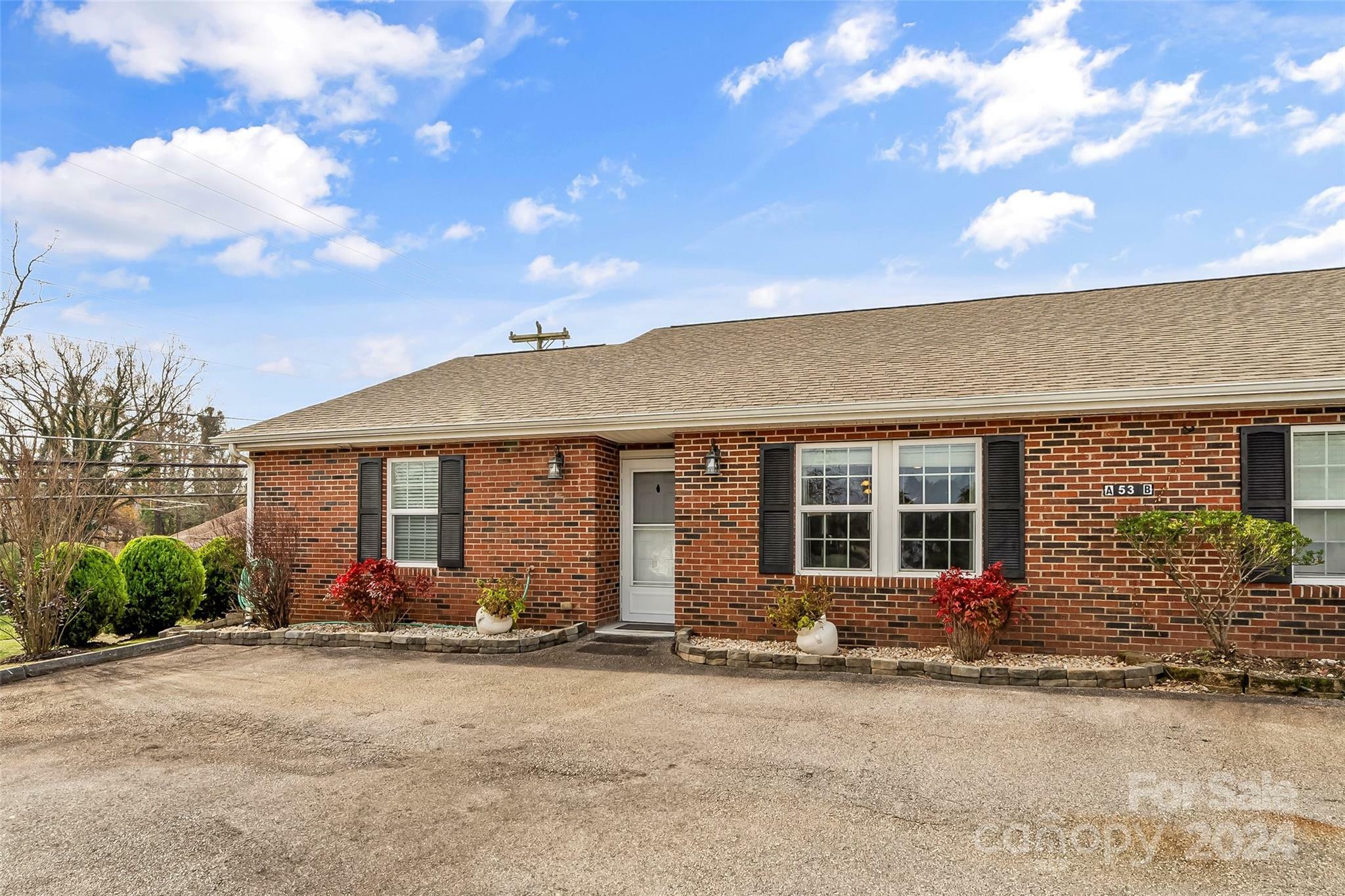 53 Buena Vista Ridge A  Marion NC 28752 photo