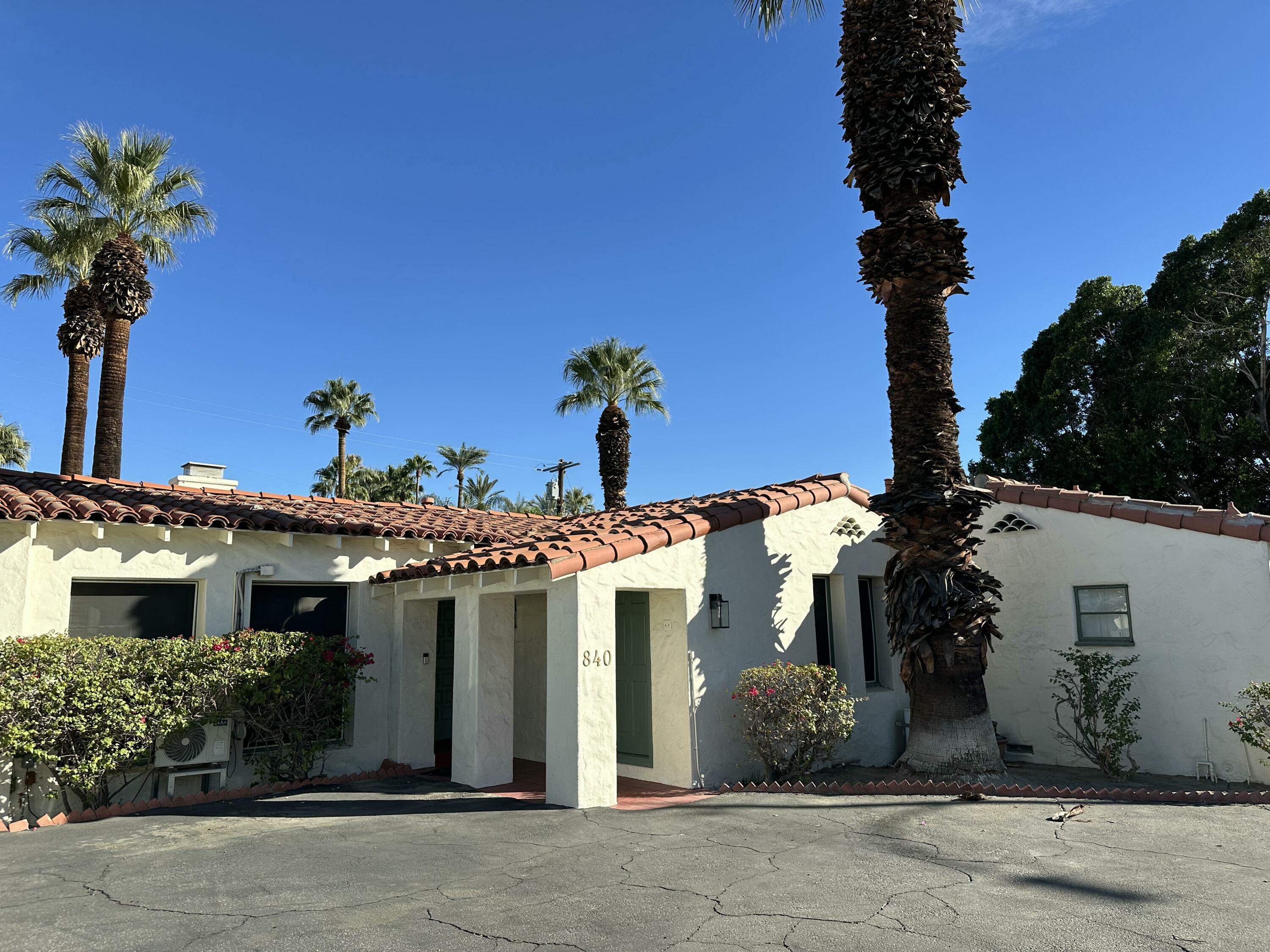 840 Indian Canyon A  Palm Springs CA 92262 photo