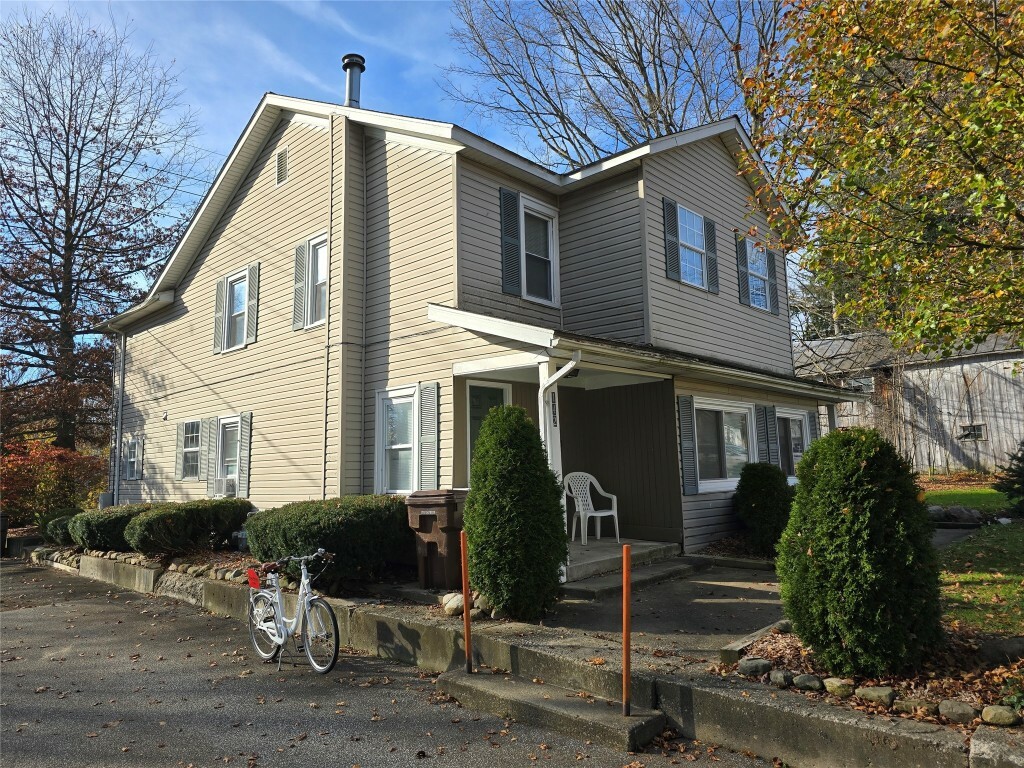 Property Photo:  142-144 Meadville Street  PA 16412 